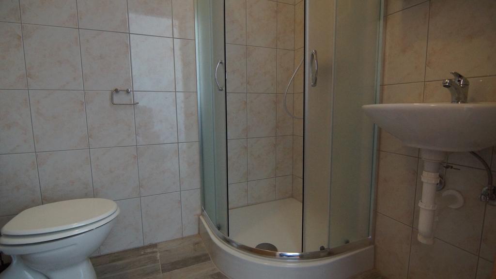 Apartments Domani Vir Ngoại thất bức ảnh